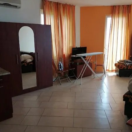 - Centre Apartment Nesebar